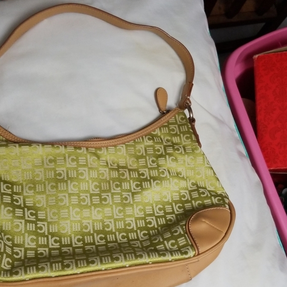 Liz Claiborne Handbags - Liz clairborne purse